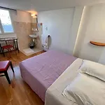 Hotel Tiquetonne